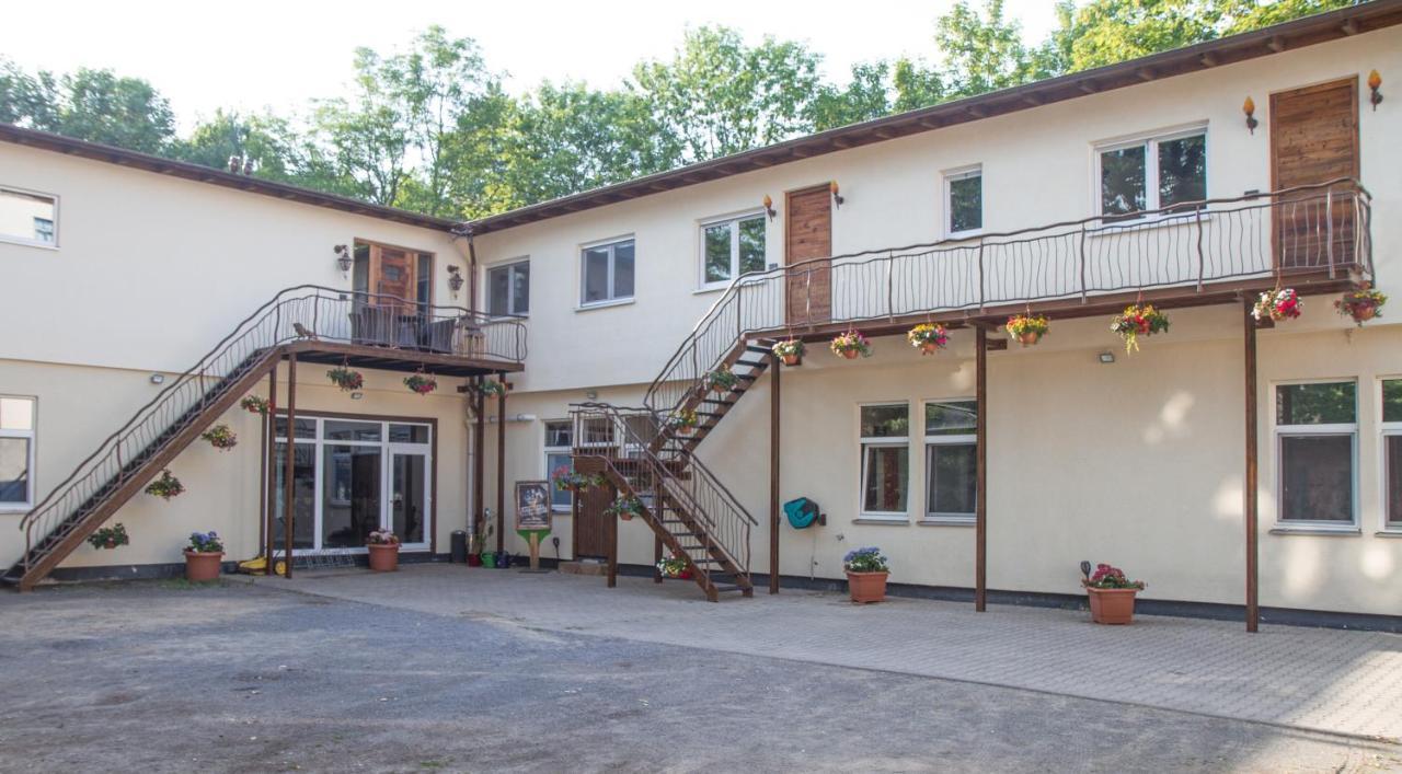 Black Der Sportschule Badura Apartment